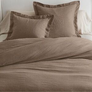 Pottery barn linen duvet king